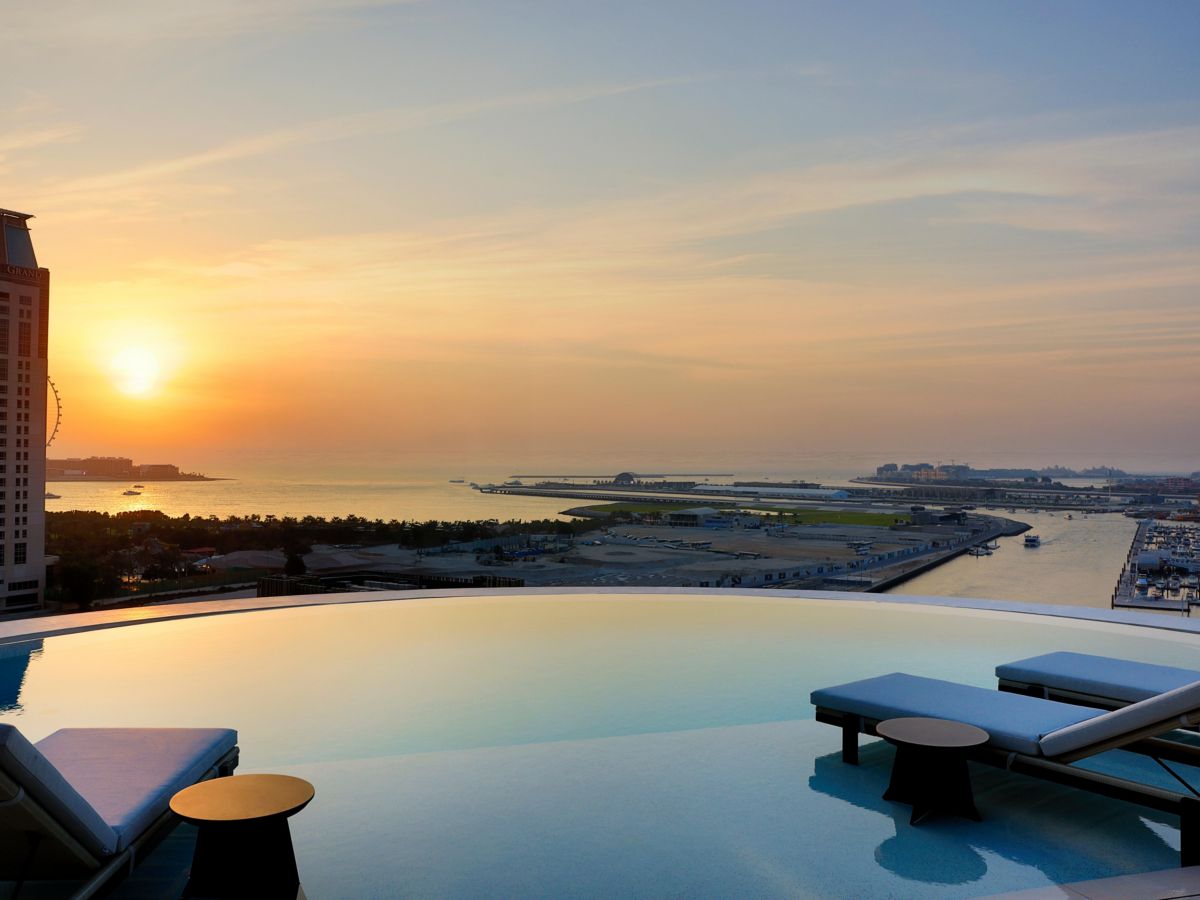 Sky-high infinity pool at Ciel Dubai Marina